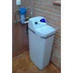 Instalación de descalcificador doméstico